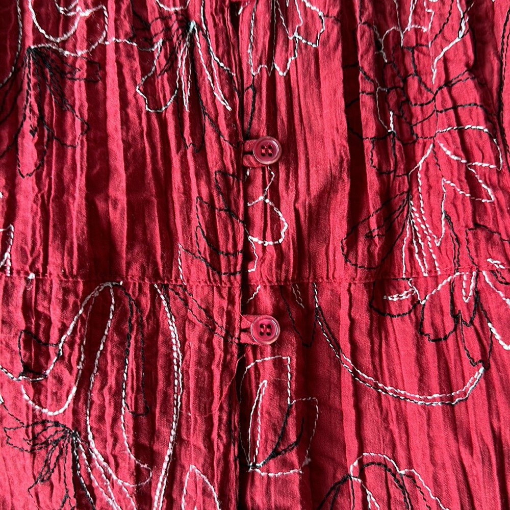 Blouse - Picture 2 of 3